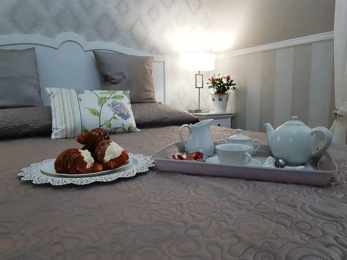 Casa De Rose Apartment Rome Bagian luar foto